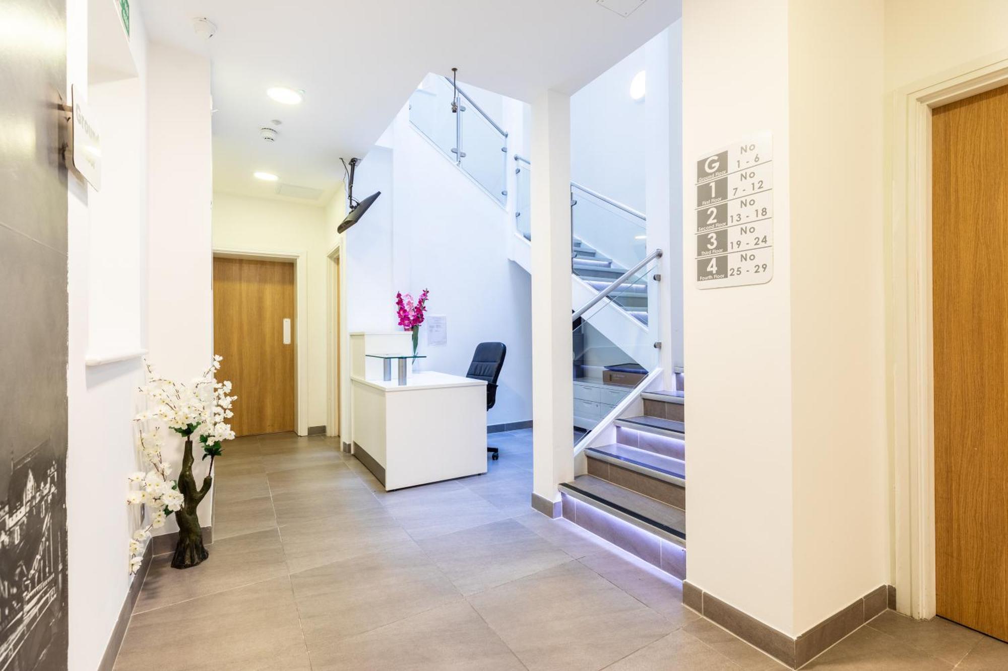 Clarges- Hsk Suites London Exterior photo