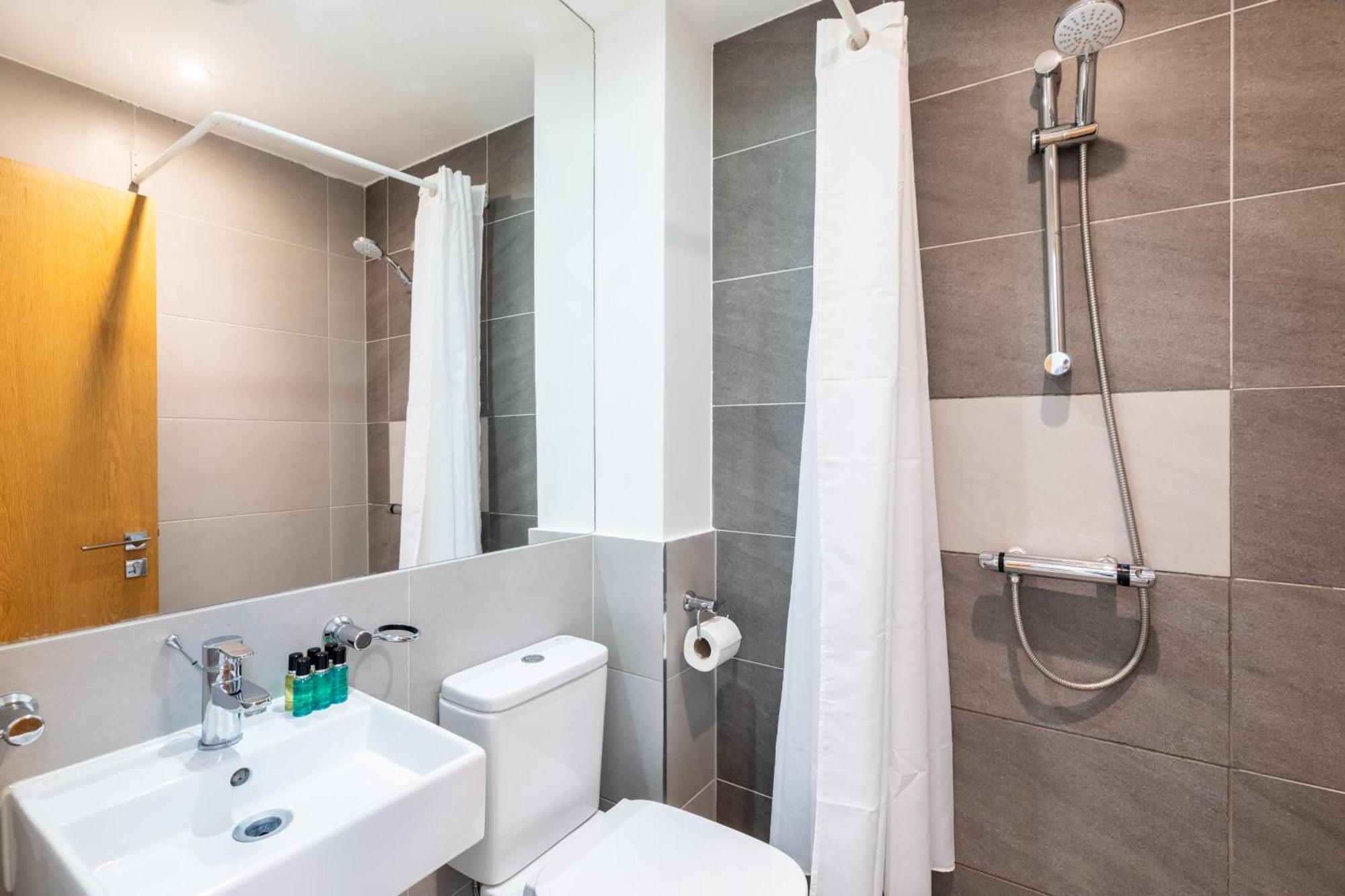 Clarges- Hsk Suites London Exterior photo
