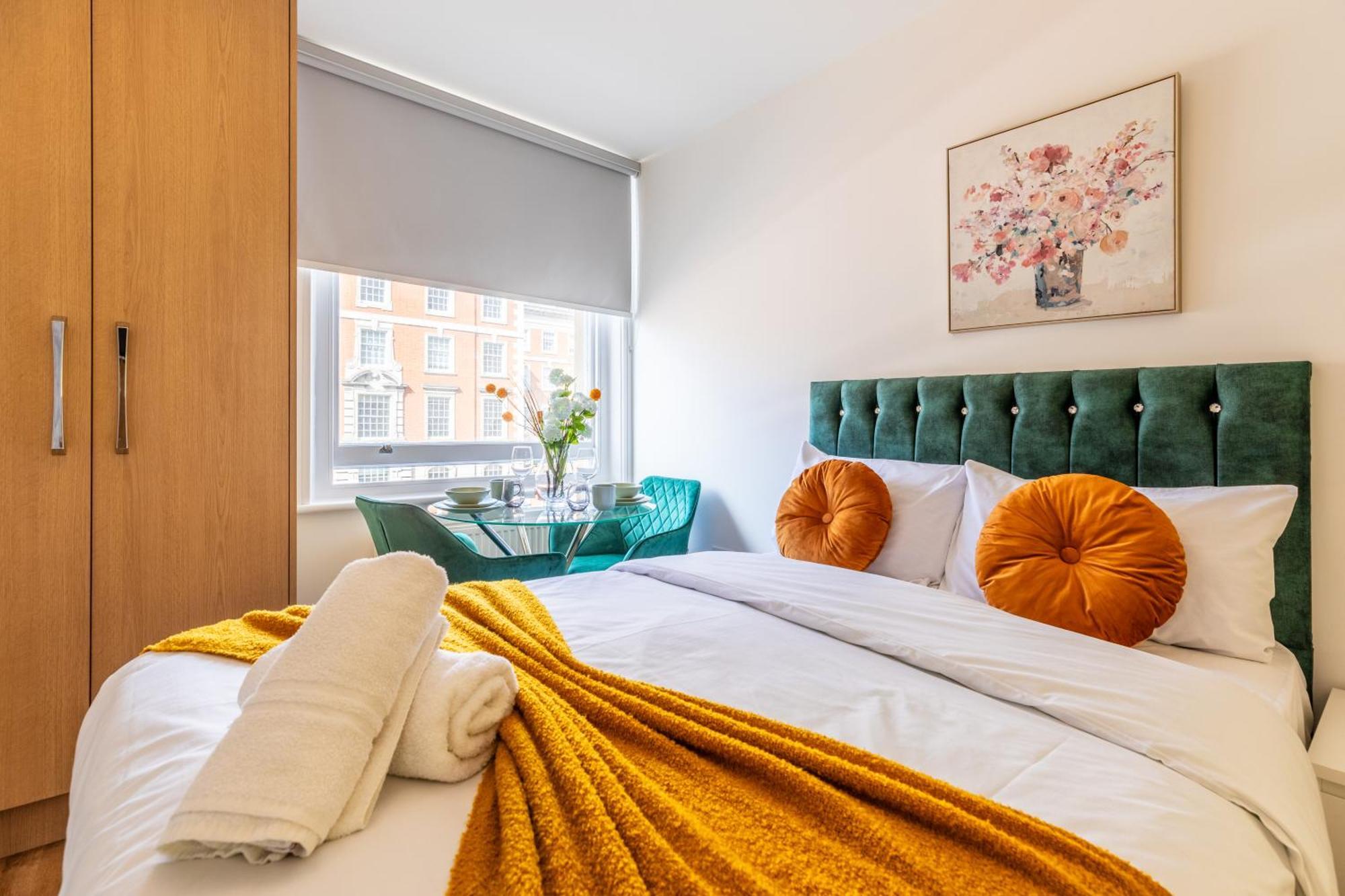 Clarges- Hsk Suites London Exterior photo