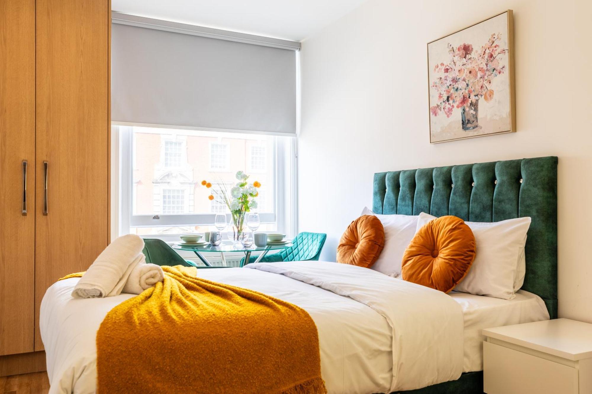 Clarges- Hsk Suites London Exterior photo
